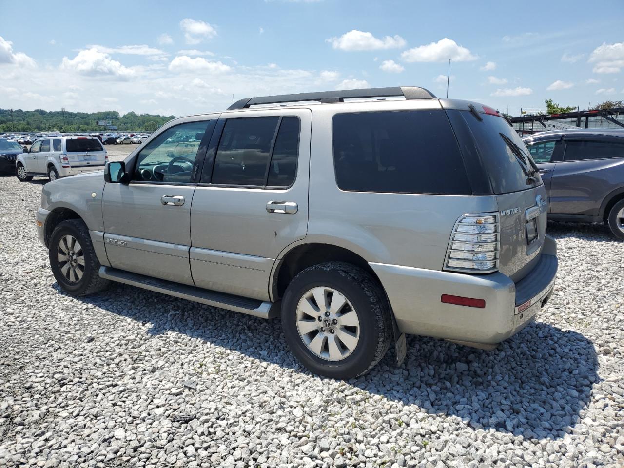 4M2EU47E18UJ09455 2008 Mercury Mountaineer Luxury