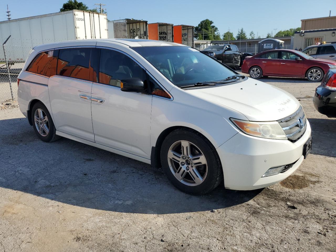 2012 Honda Odyssey Touring vin: 5FNRL5H92CB098954