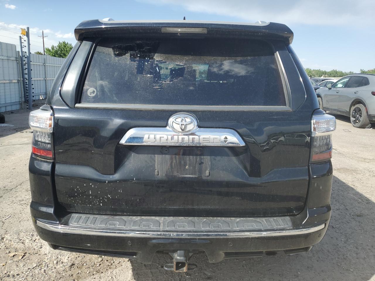 JTEBU5JRXE5165633 2014 Toyota 4Runner Sr5