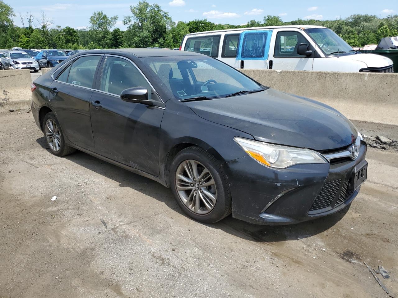 2017 Toyota Camry Le vin: 4T1BF1FK3HU704490