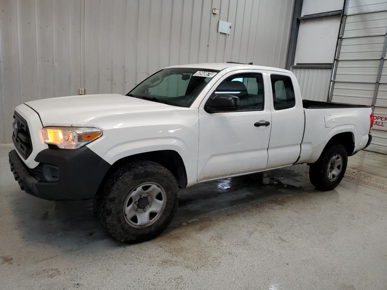 5TFSX5EN8HX055045 2017 Toyota Tacoma Access Cab