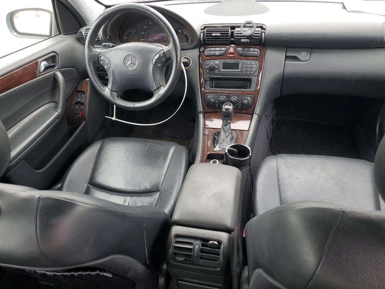 WDBRF61J84F530007 2004 Mercedes-Benz C 240