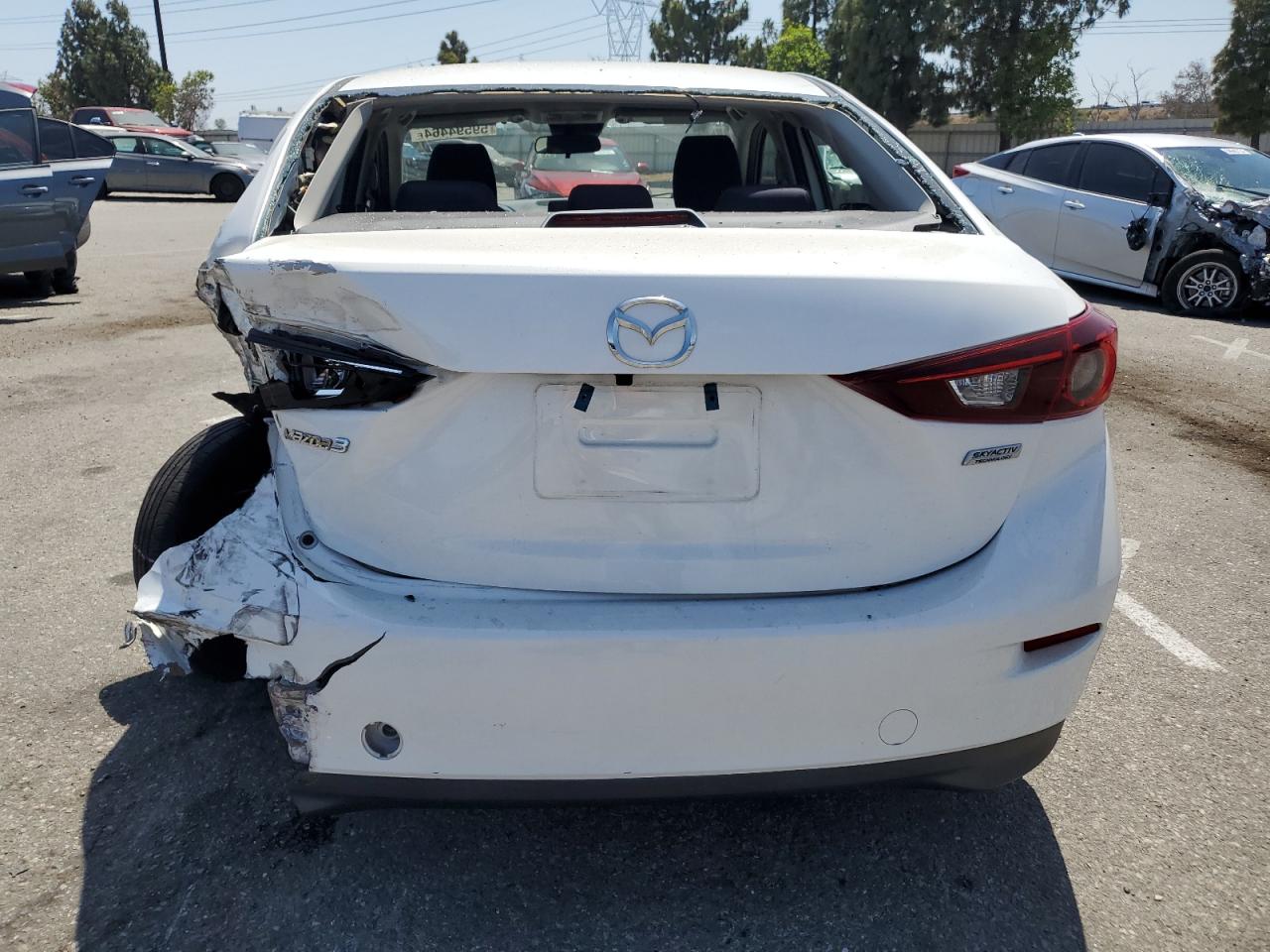 3MZBN1U71JM167891 2018 Mazda 3 Sport