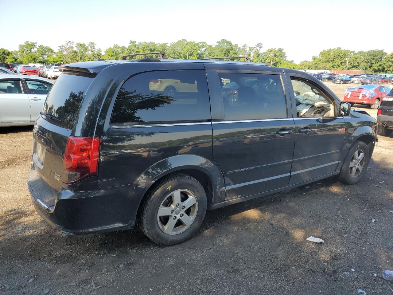 2D4RN5DG6BR684559 2011 Dodge Grand Caravan Crew