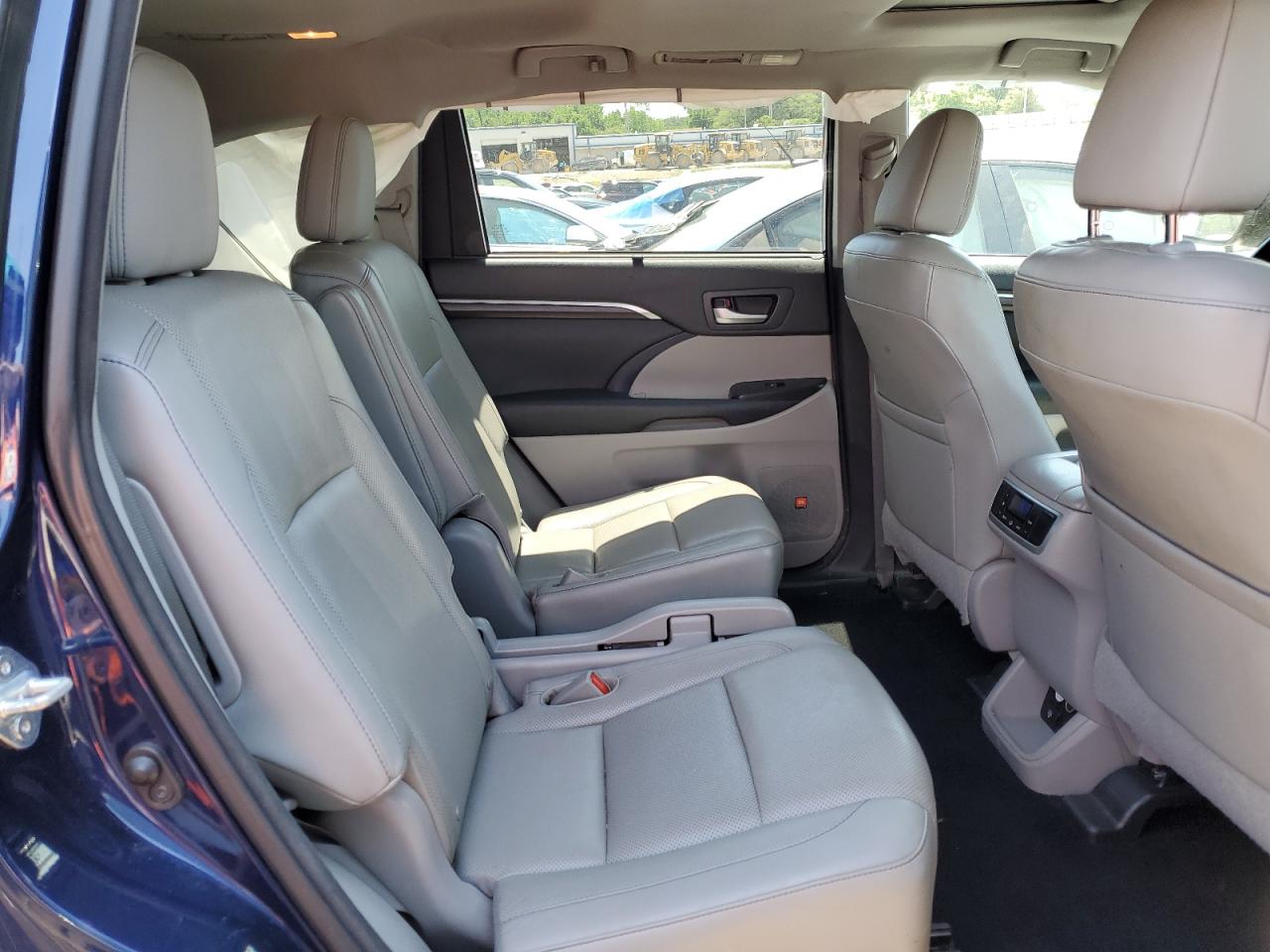 5TDDKRFH4FS160319 2015 Toyota Highlander Limited