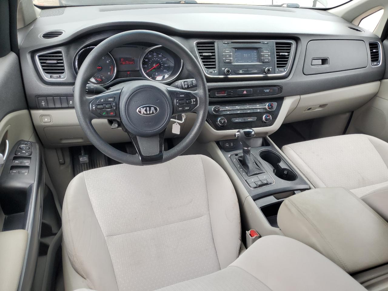 KNDMB5C14G6178689 2016 Kia Sedona Lx