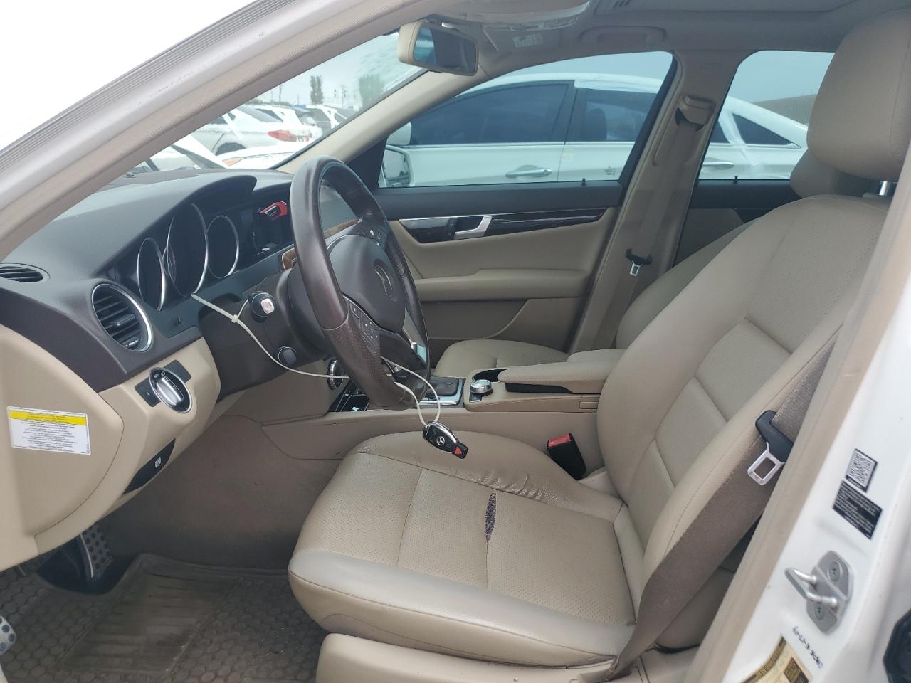 WDDGF4HB7DR277049 2013 Mercedes-Benz C 250