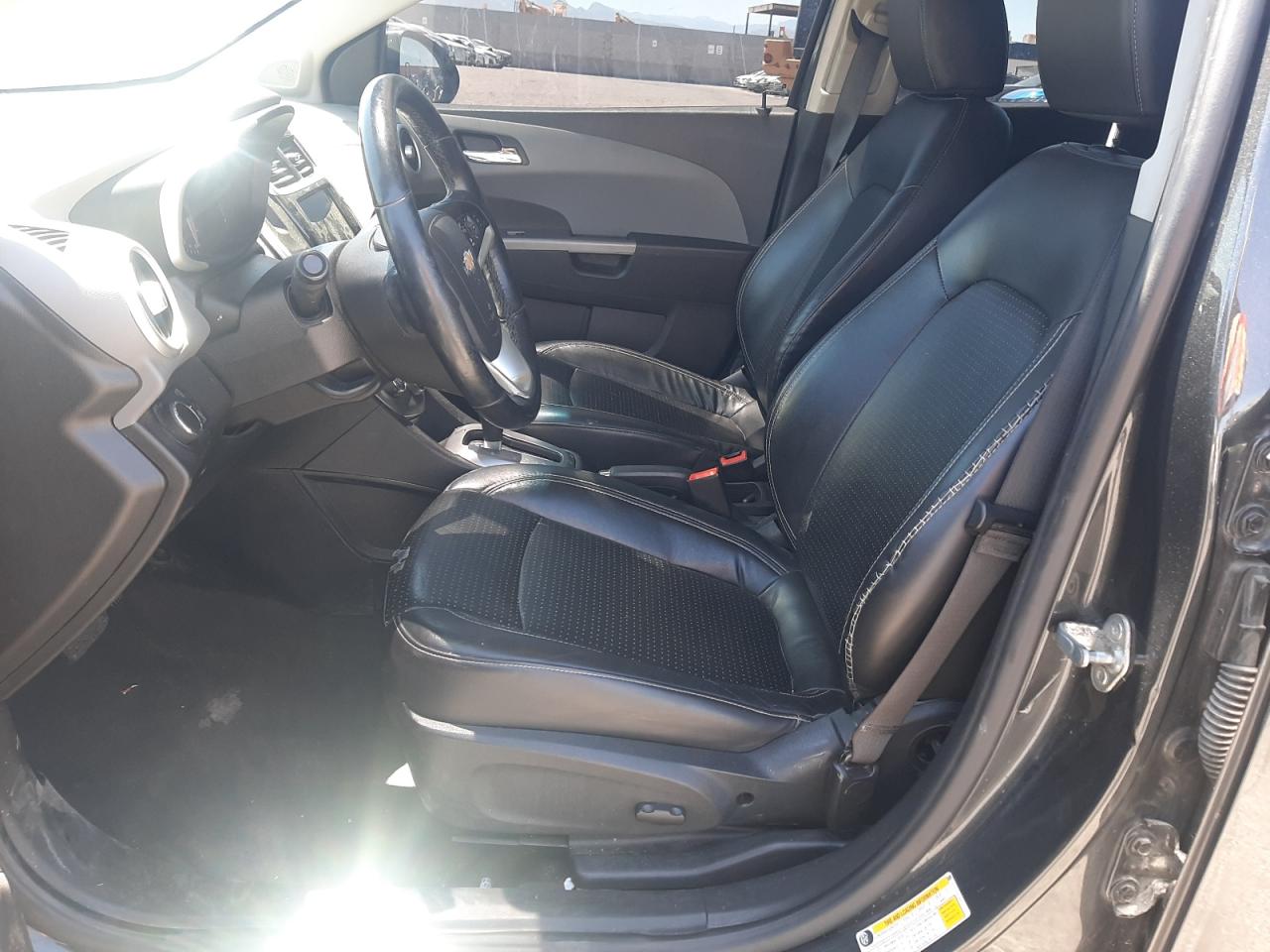 1G1JF5SB7K4123166 2019 Chevrolet Sonic Premier