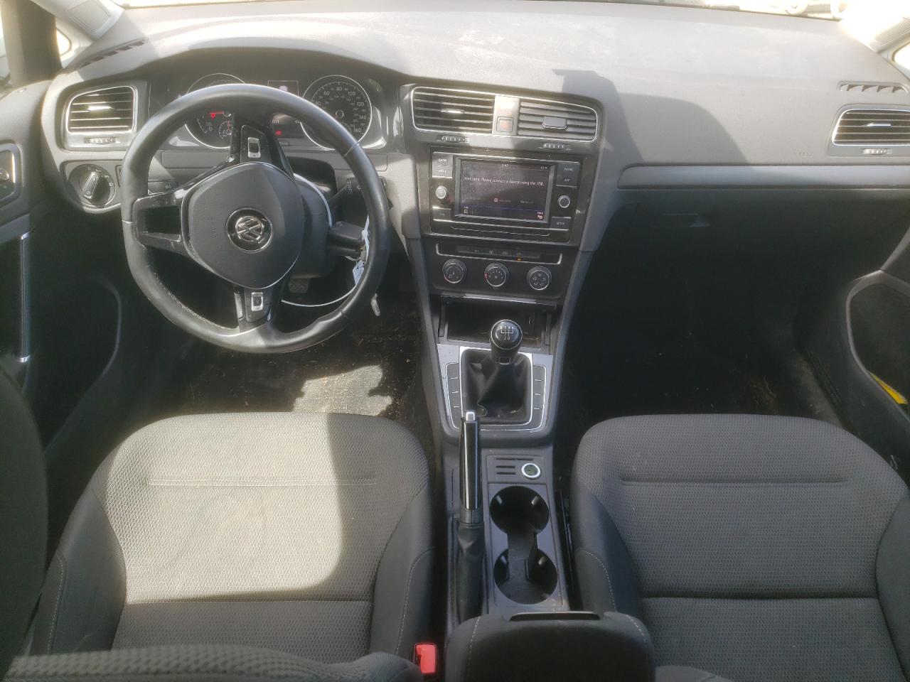 3VW717AU6JM766610 2018 Volkswagen Golf Sportwagen S