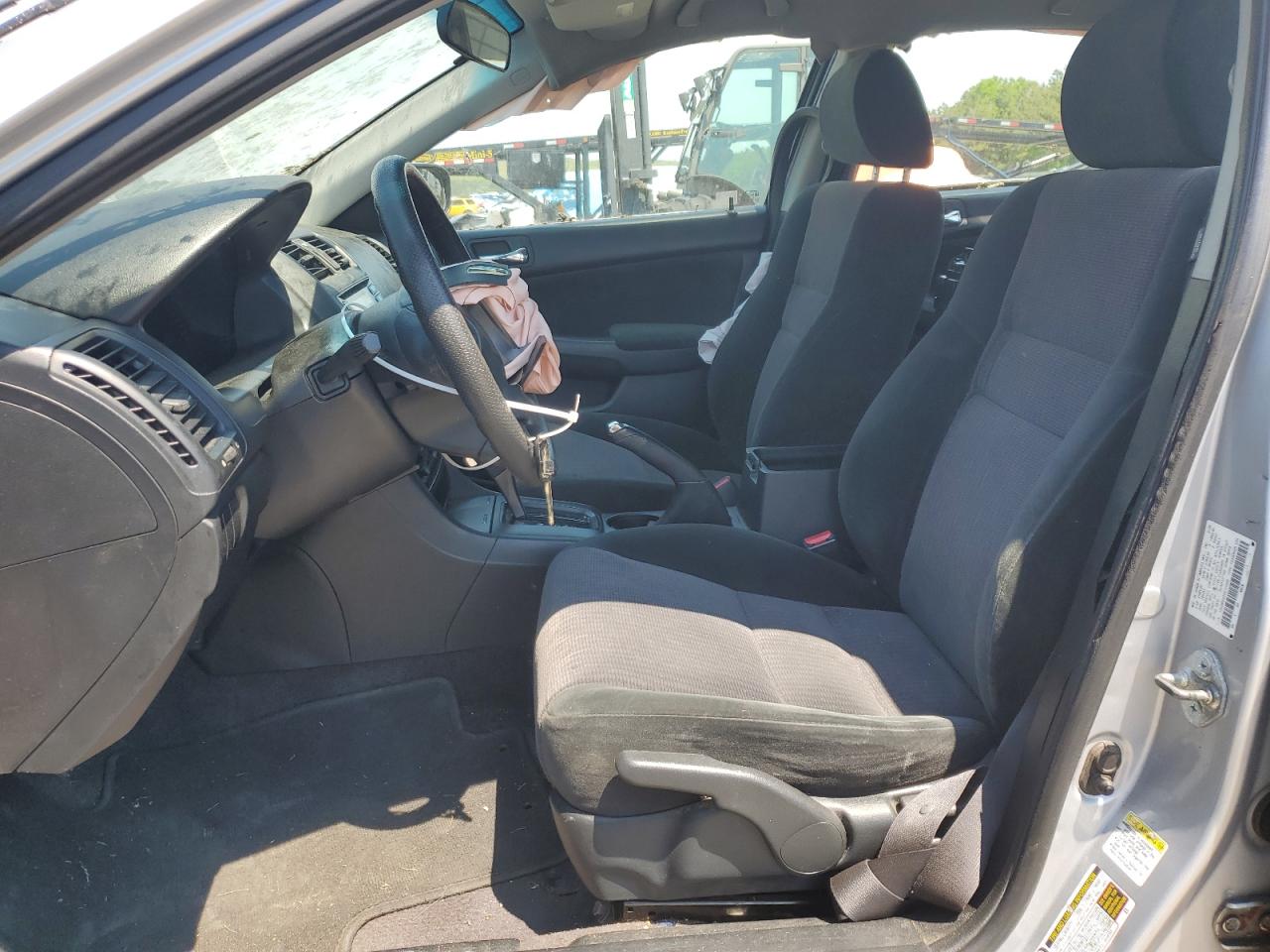 1HGCM56445A165948 2005 Honda Accord Lx