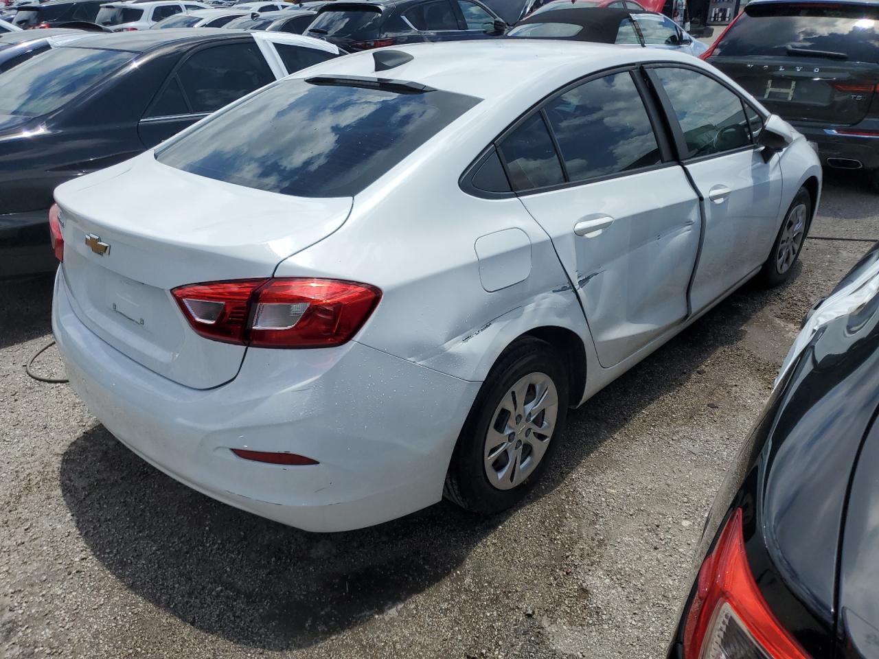 1G1BC5SM5K7150654 2019 Chevrolet Cruze Ls