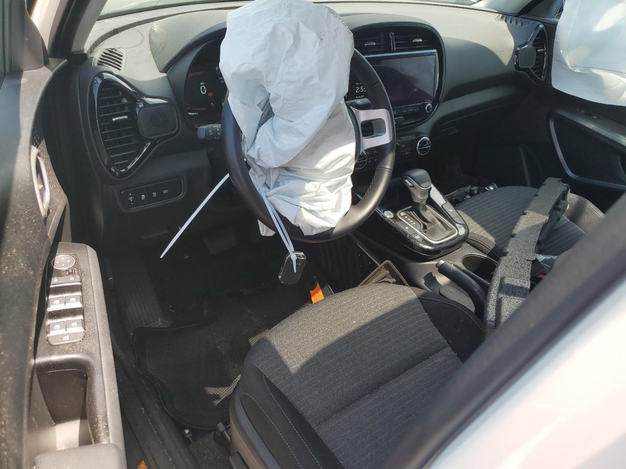 KNDJ33AU2R7897938 2024 Kia Soul Ex