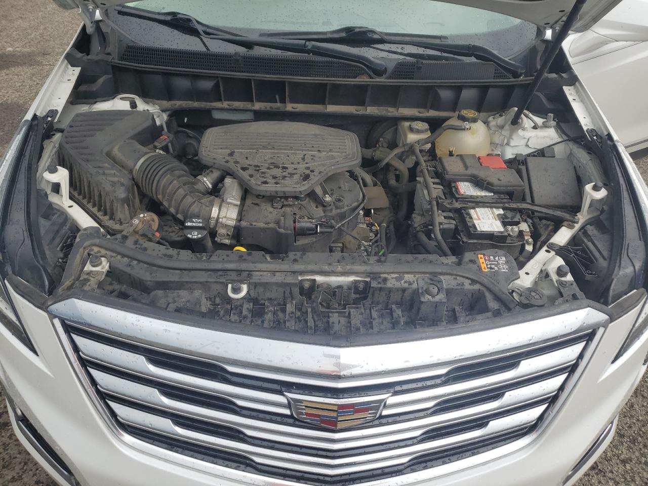 1GYKNBRS9HZ258822 2017 Cadillac Xt5 Luxury