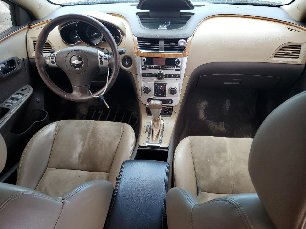 1G1ZD5EB9A4137251 2010 Chevrolet Malibu 2Lt