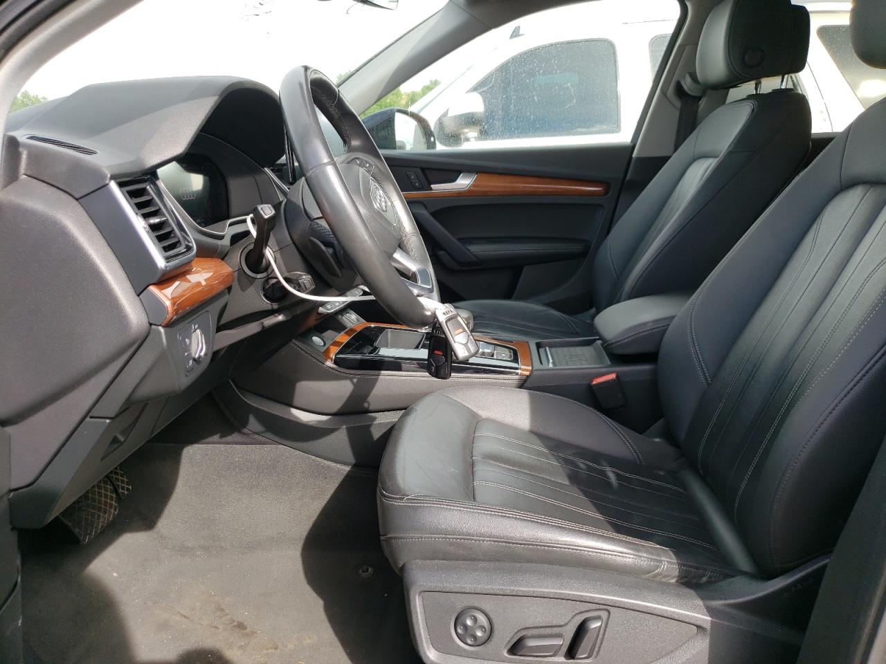 WA1BAAFYXM2013805 2021 Audi Q5 Premium Plus