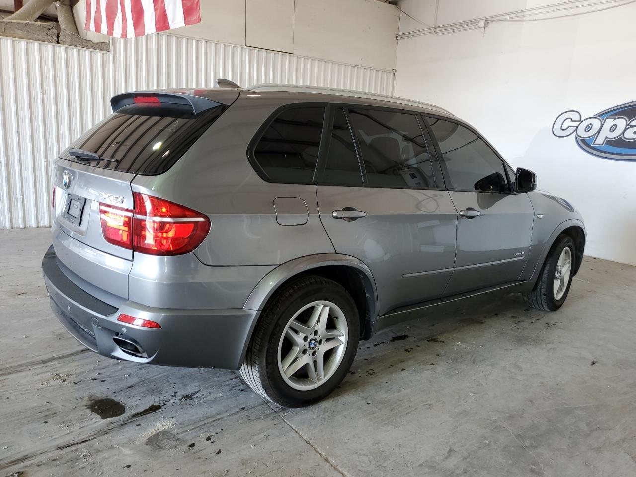 2012 BMW X5 xDrive35I vin: 5UXZV4C5XCL756637