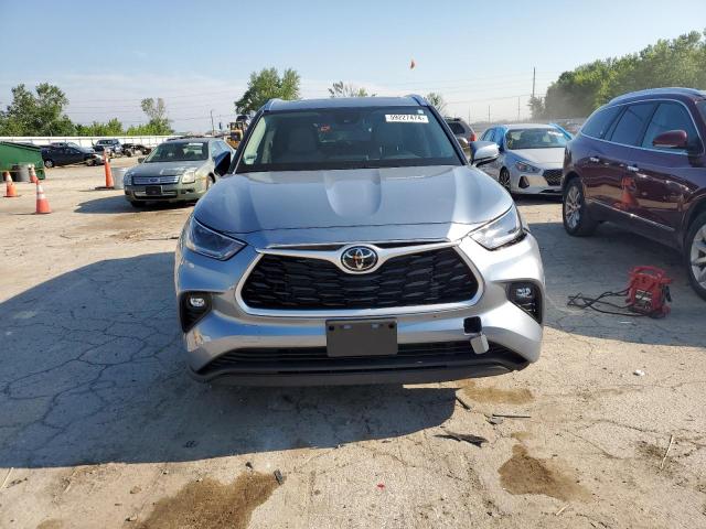 VIN 5TDHZRBH8MS149663 2021 Toyota Highlander, Xle no.5