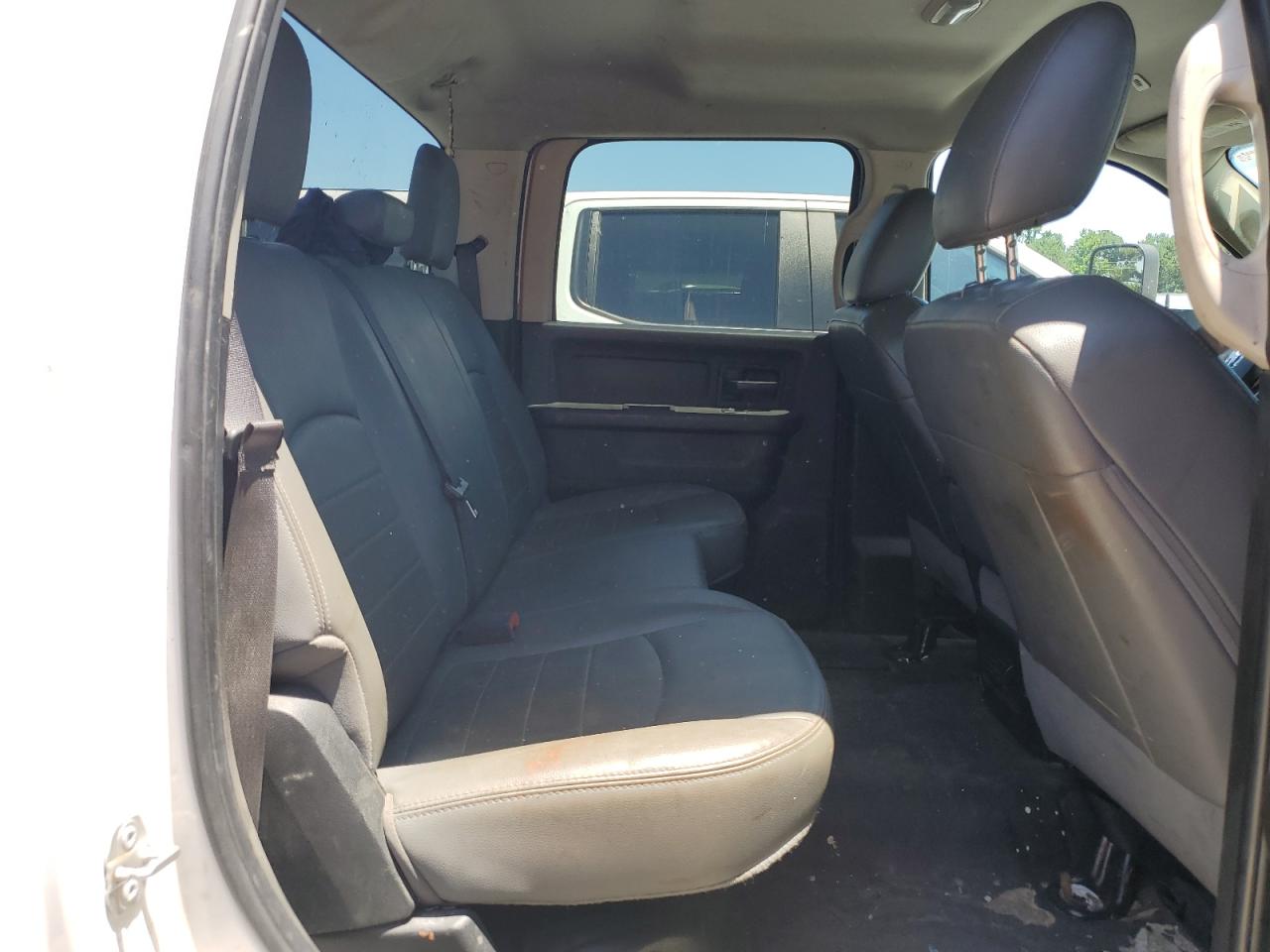 3C63R2GL9JG271156 2018 Ram 3500 St