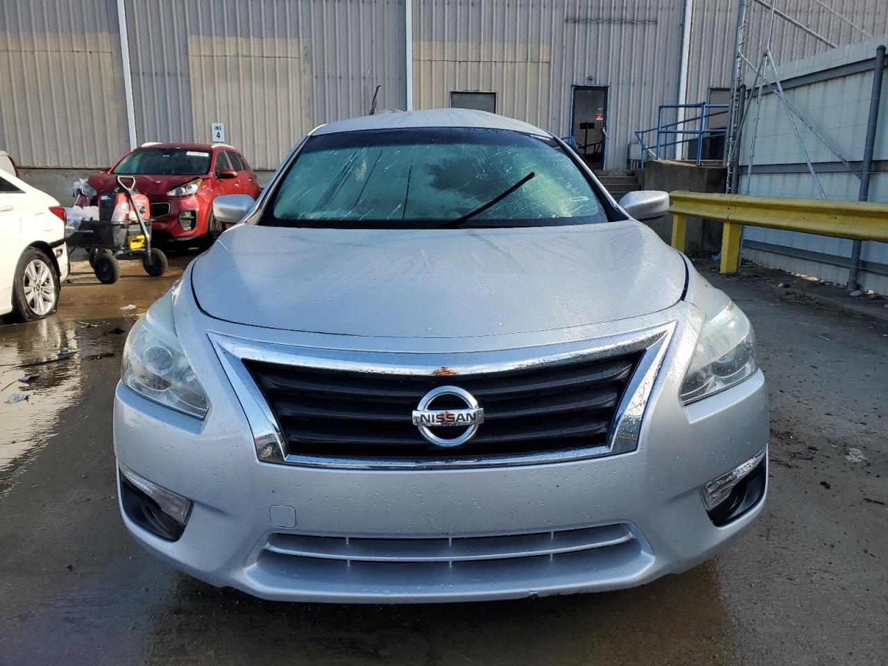 2015 Nissan Altima 2.5 vin: 1N4AL3AP0FC470552