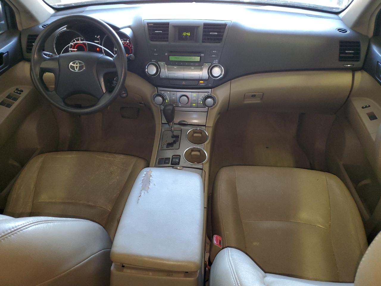 5TDZK3EH4AS022213 2010 Toyota Highlander