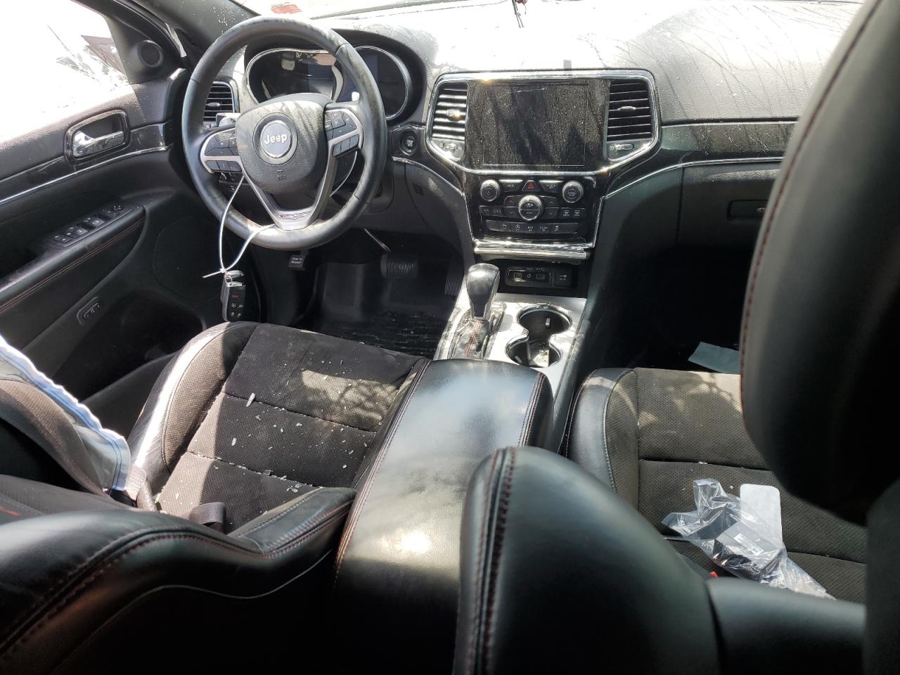 1C4RJFLG2KC693932 2019 Jeep Grand Cherokee Trailhawk