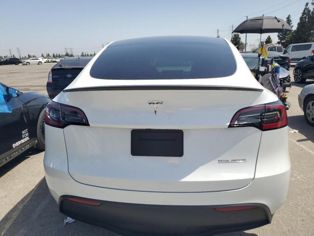 2024 Tesla Model Y VIN: 7SAYGDEF0RF059201 Lot: 59589714