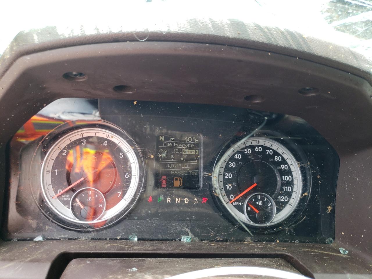 1C6RR7GT1ES419225 2014 Ram 1500 Slt