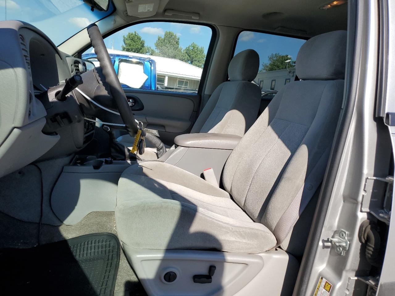 1GNES16S856113138 2005 Chevrolet Trailblazer Ext Ls