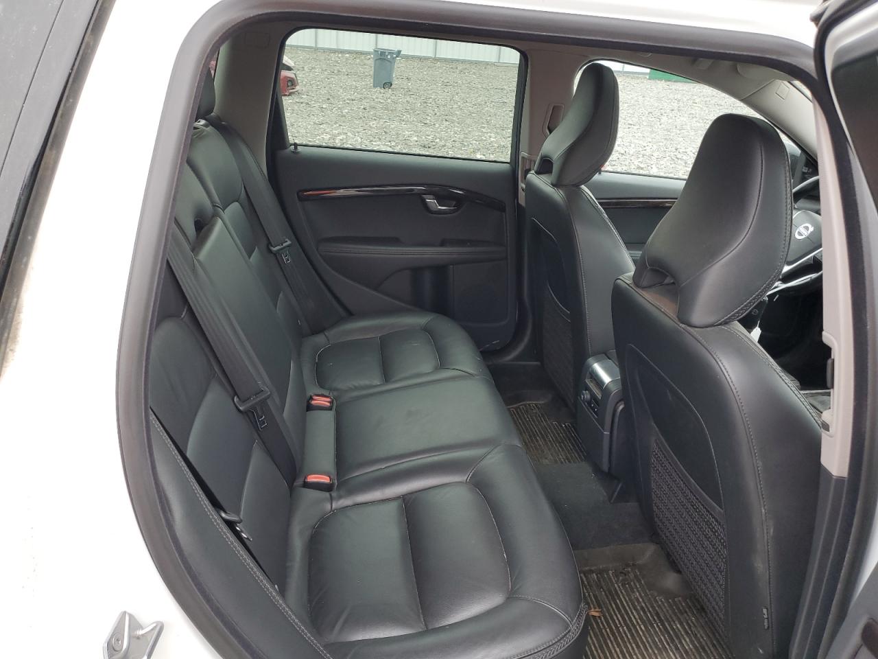 YV4612NX1G1265990 2016 Volvo Xc70 T5 Classic Premier