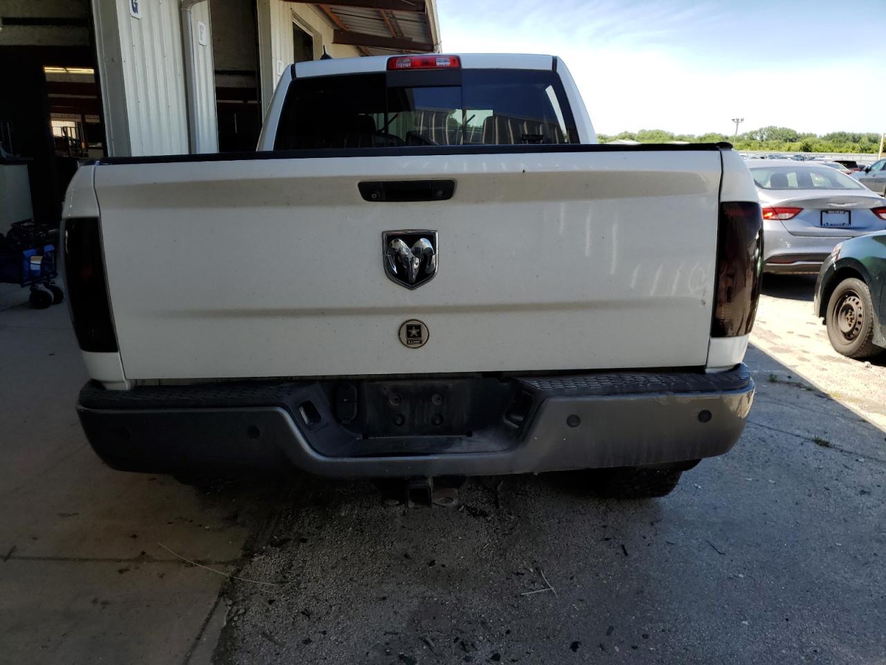 1C6RR7LG9DS704407 2013 Ram 1500 Slt