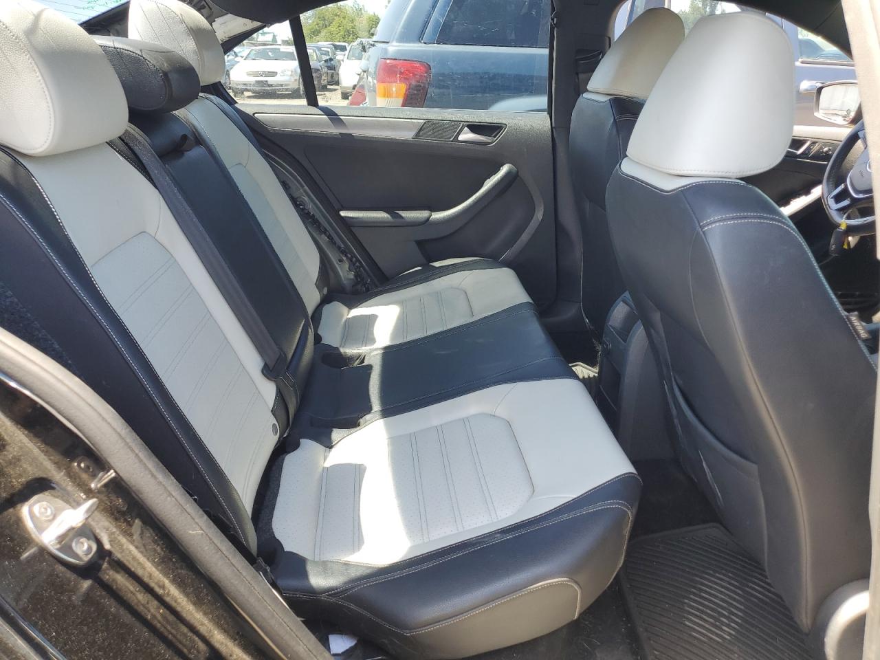 3VWD17AJ8GM259242 2016 Volkswagen Jetta Sport