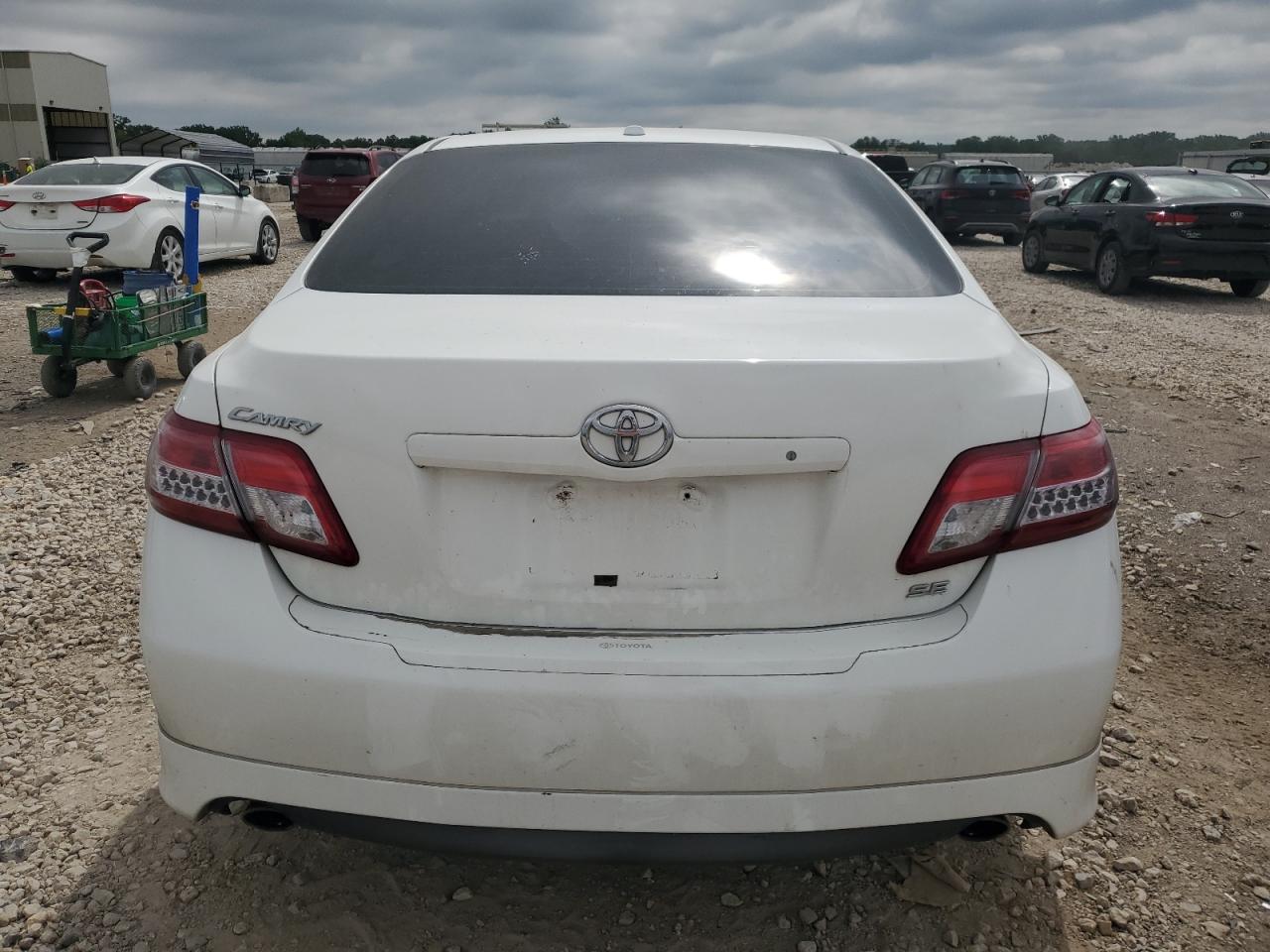 4T1BK3EK8BU628734 2011 Toyota Camry Se