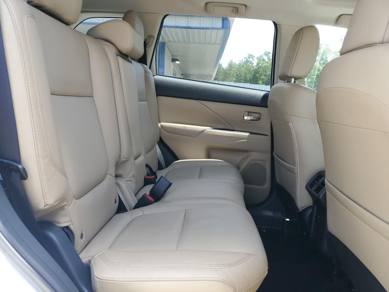 JA4JZ4AX3KZ036724 2019 Mitsubishi Outlander Gt