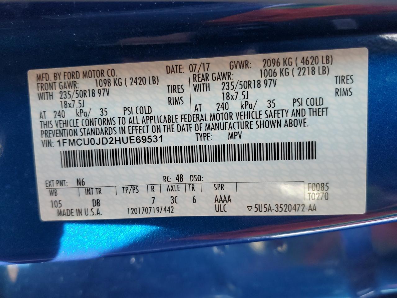 1FMCU0JD2HUE69531 2017 Ford Escape Titanium