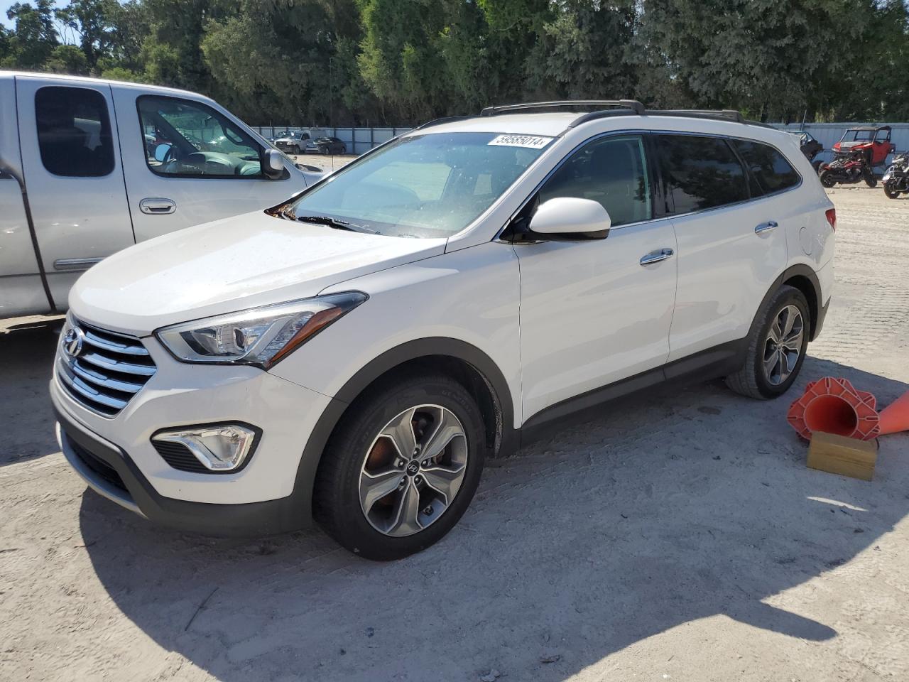 2015 Hyundai Santa Fe Gls vin: KM8SMDHF3FU102113