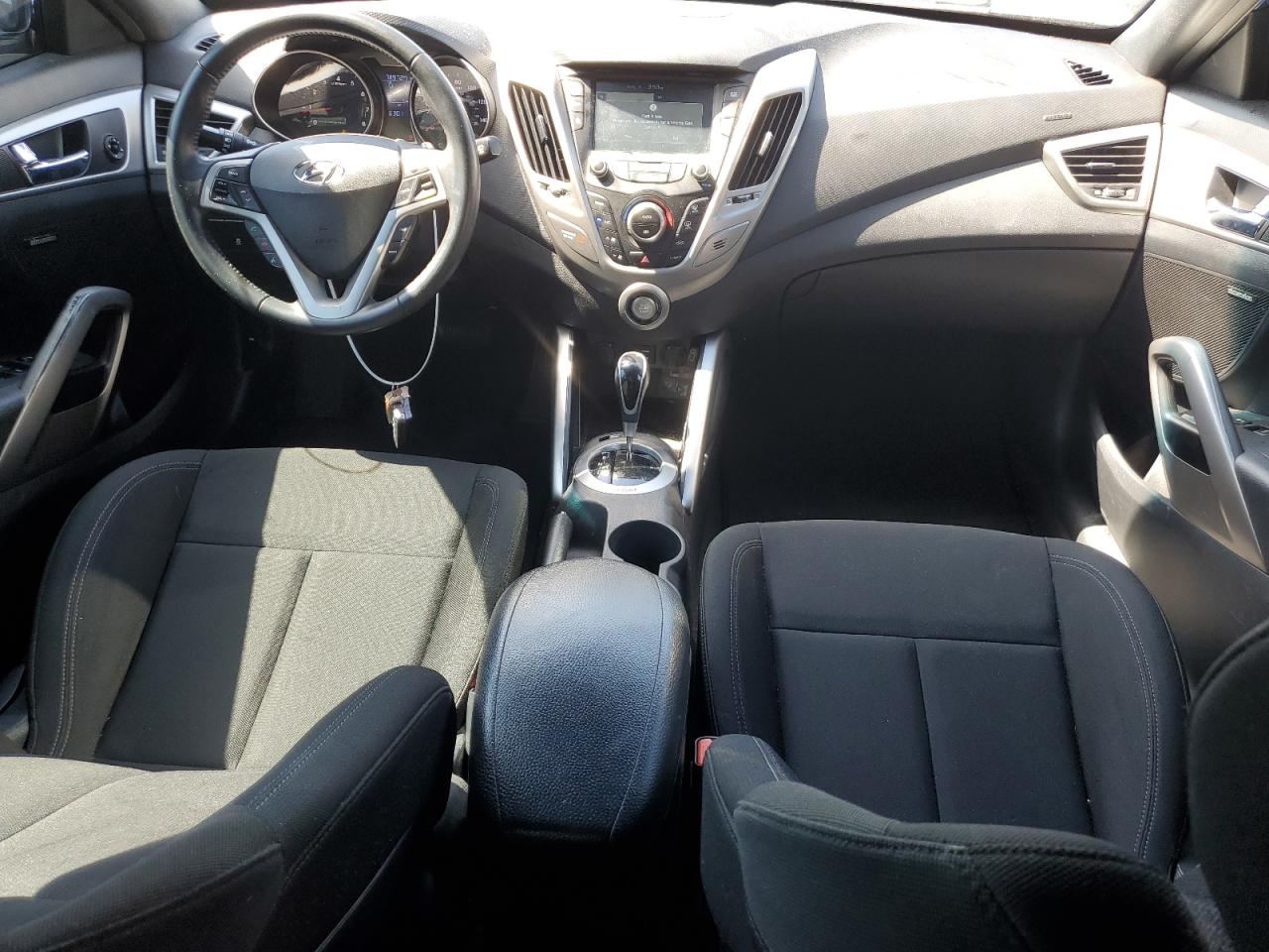 KMHTC6AD2HU316377 2017 Hyundai Veloster