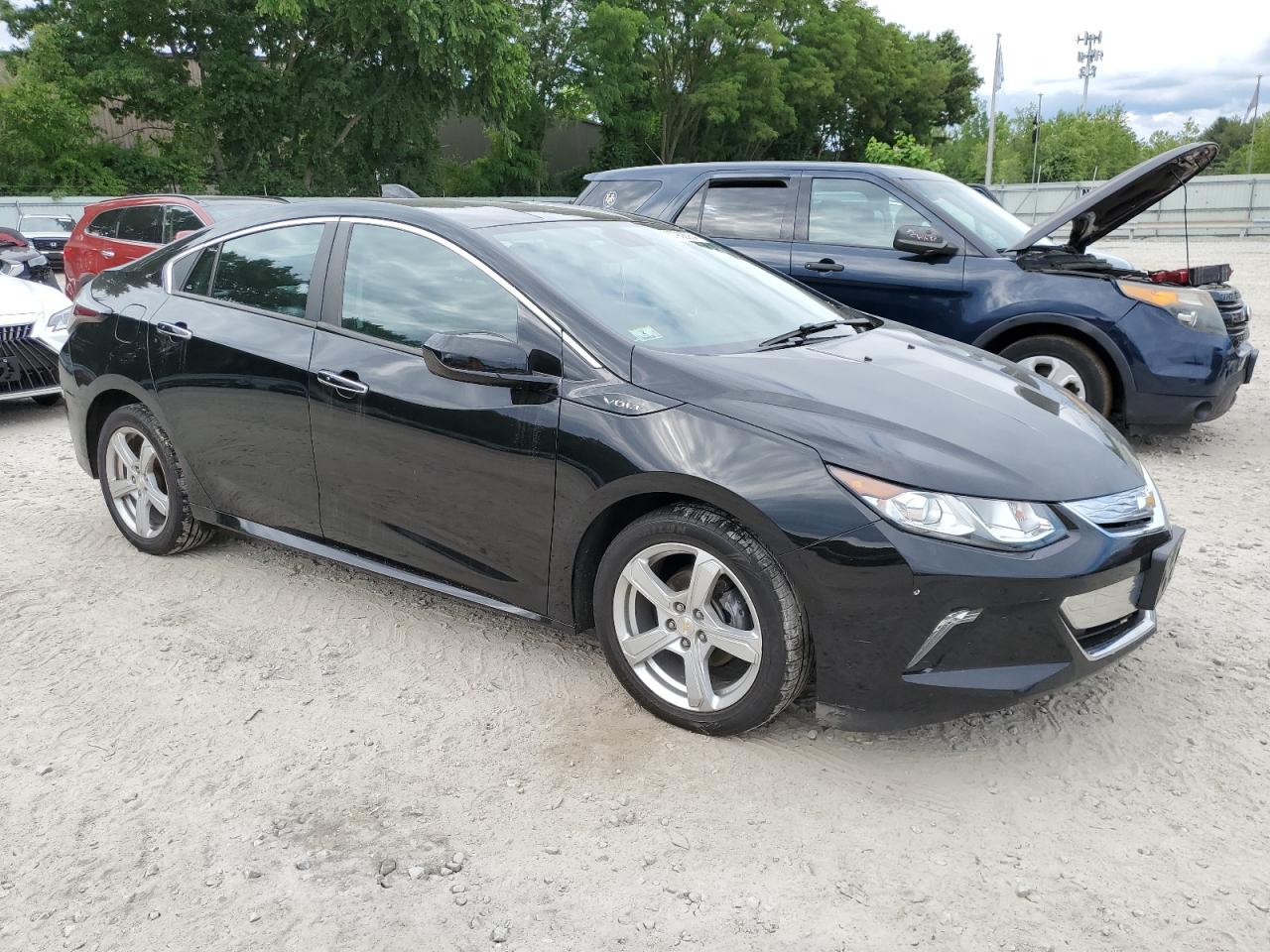 1G1RC6S51JU151779 2018 Chevrolet Volt Lt