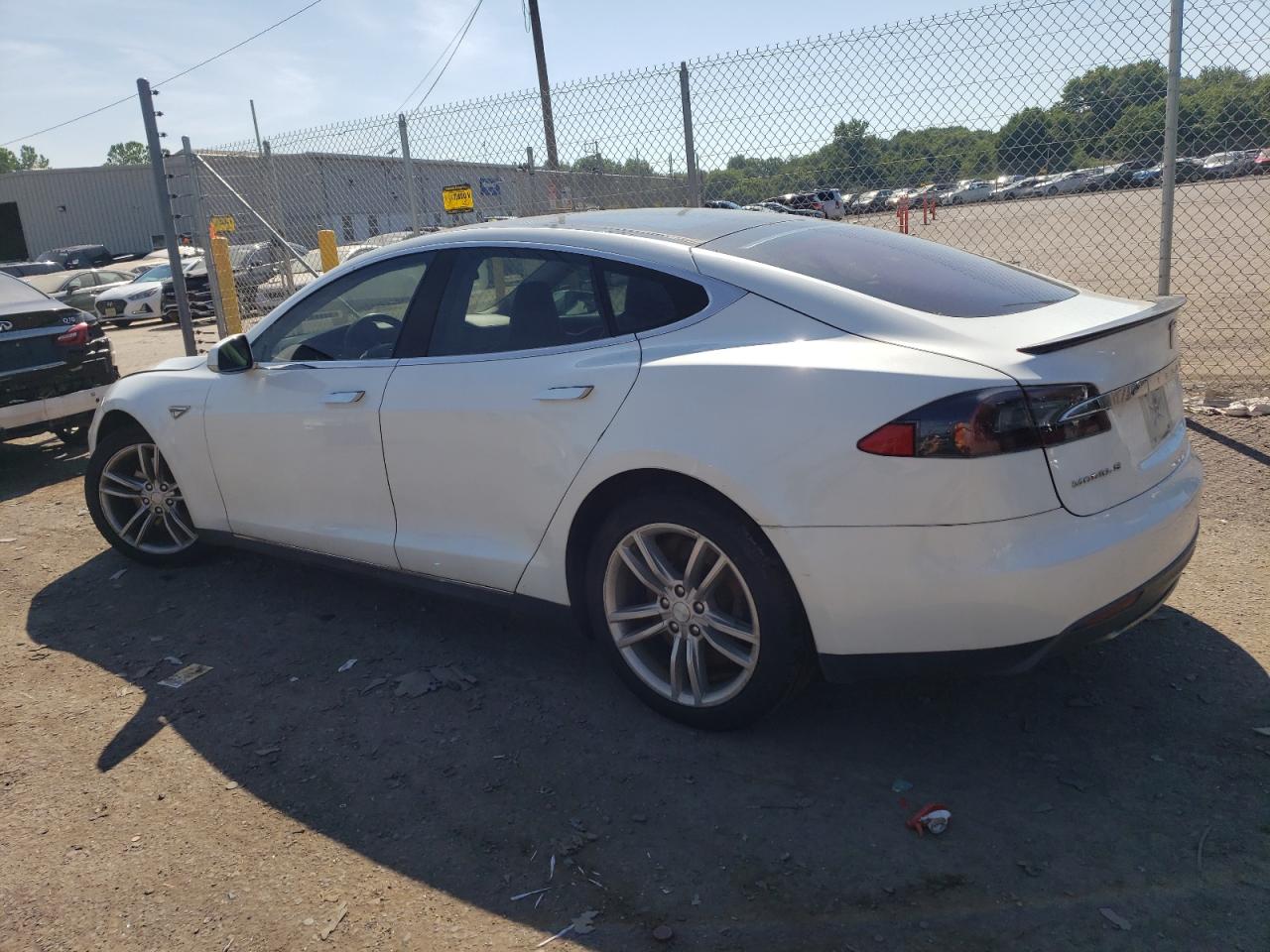 5YJSA1DP0DFP17881 2013 Tesla Model S