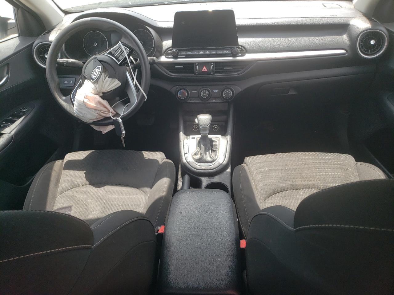 3KPF24AD6ME347956 2021 Kia Forte Fe