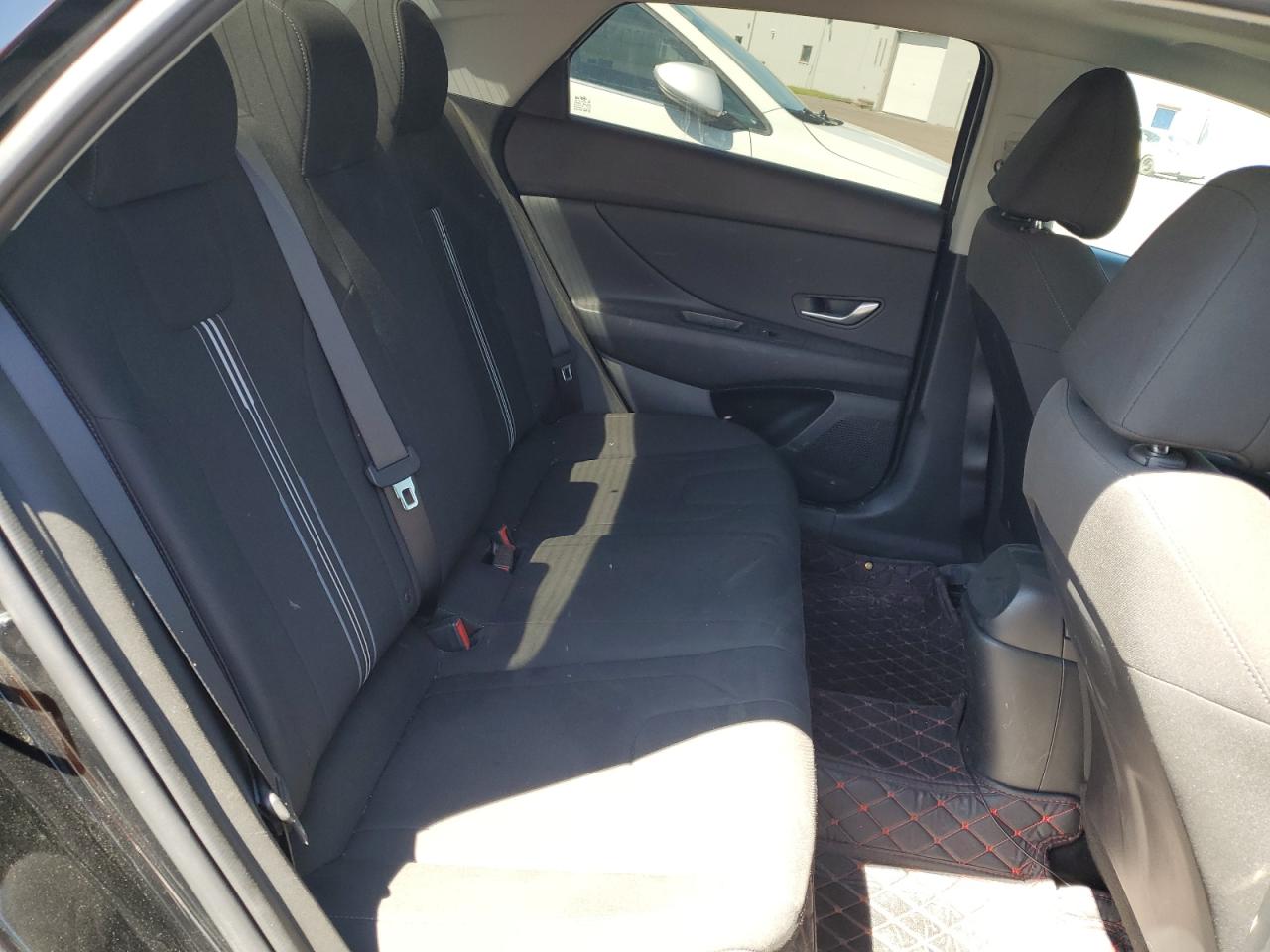 KMHLM4AG7NU247256 2022 Hyundai Elantra Sel