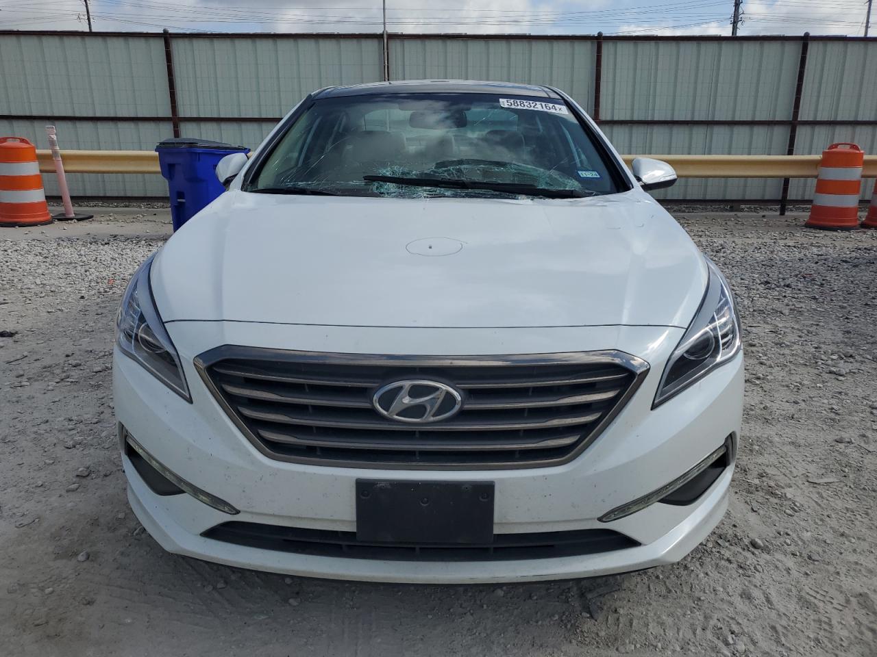 2015 Hyundai Sonata Sport vin: 5NPE34AF2FH028563