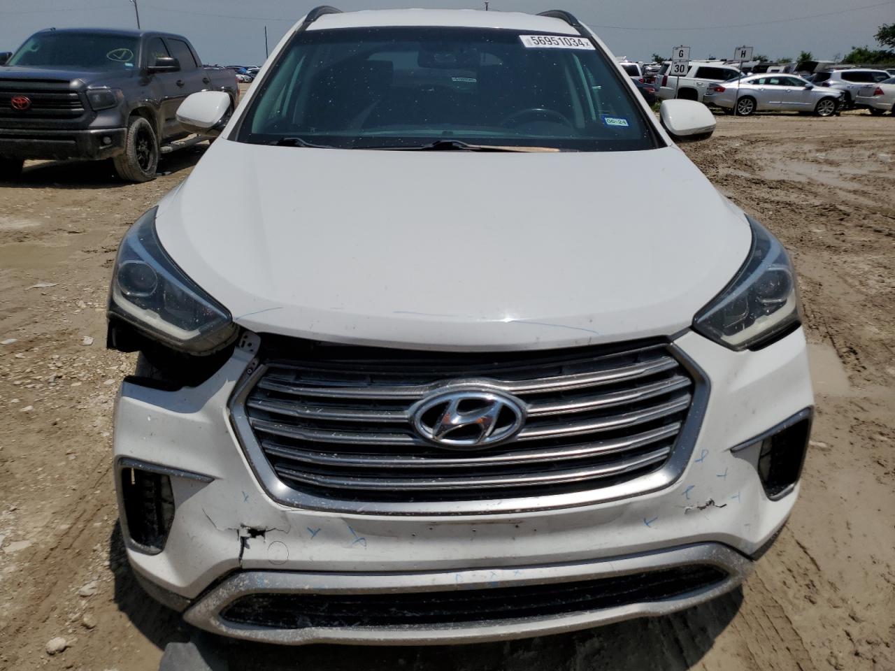 KM8SN4HF3JU293943 2018 Hyundai Santa Fe Se