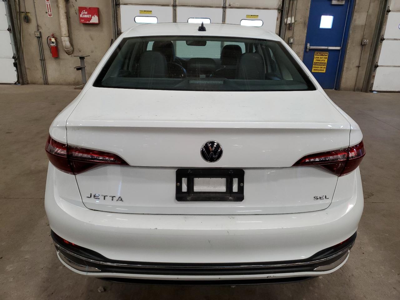 3VWGM7BU2NM015239 2022 Volkswagen Jetta Sel