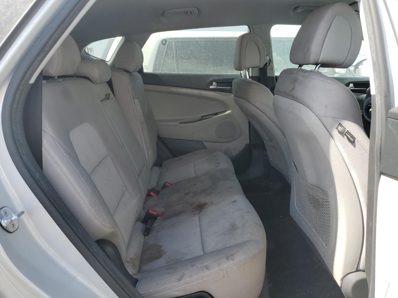 KM8J33A44JU721474 2018 Hyundai Tucson Sel