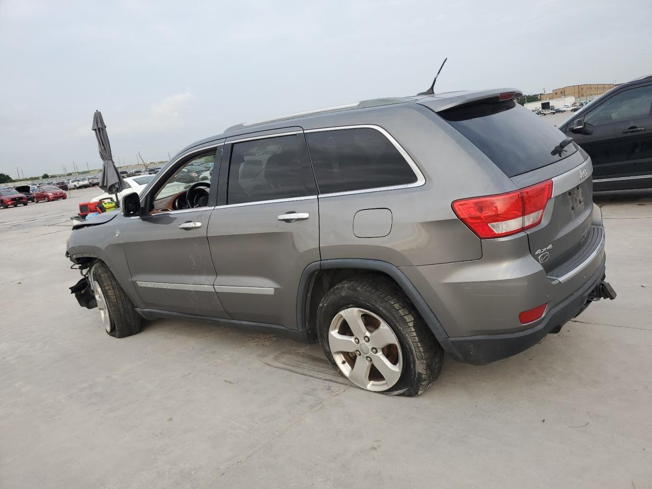 1C4RJFCT2CC204265 2012 Jeep Grand Cherokee Overland