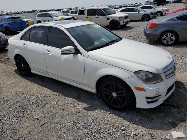 VIN WDDGF8ABXDG077733 2013 Mercedes-Benz C-Class, 3... no.4