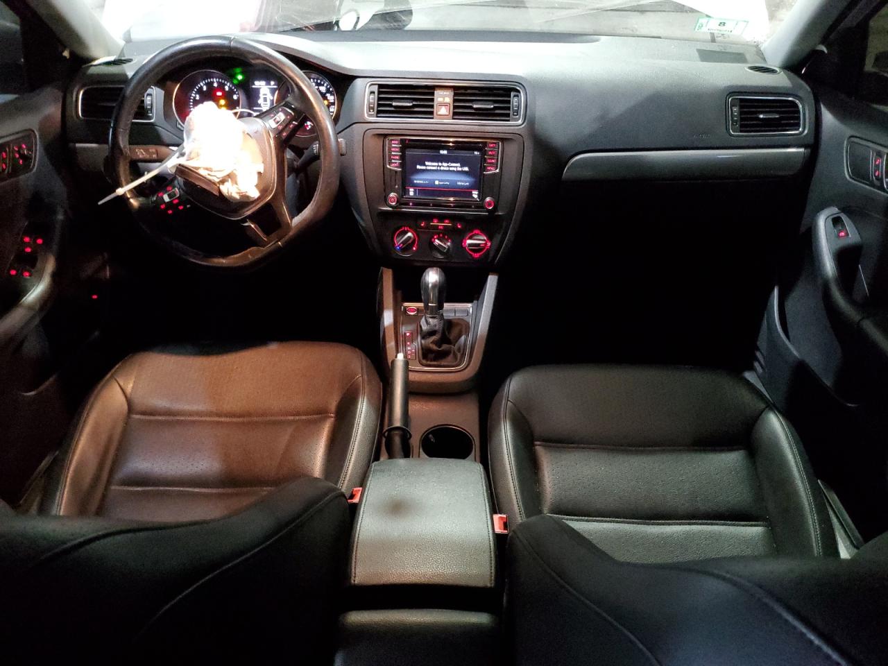 3VWDB7AJ2HM415029 2017 Volkswagen Jetta Se