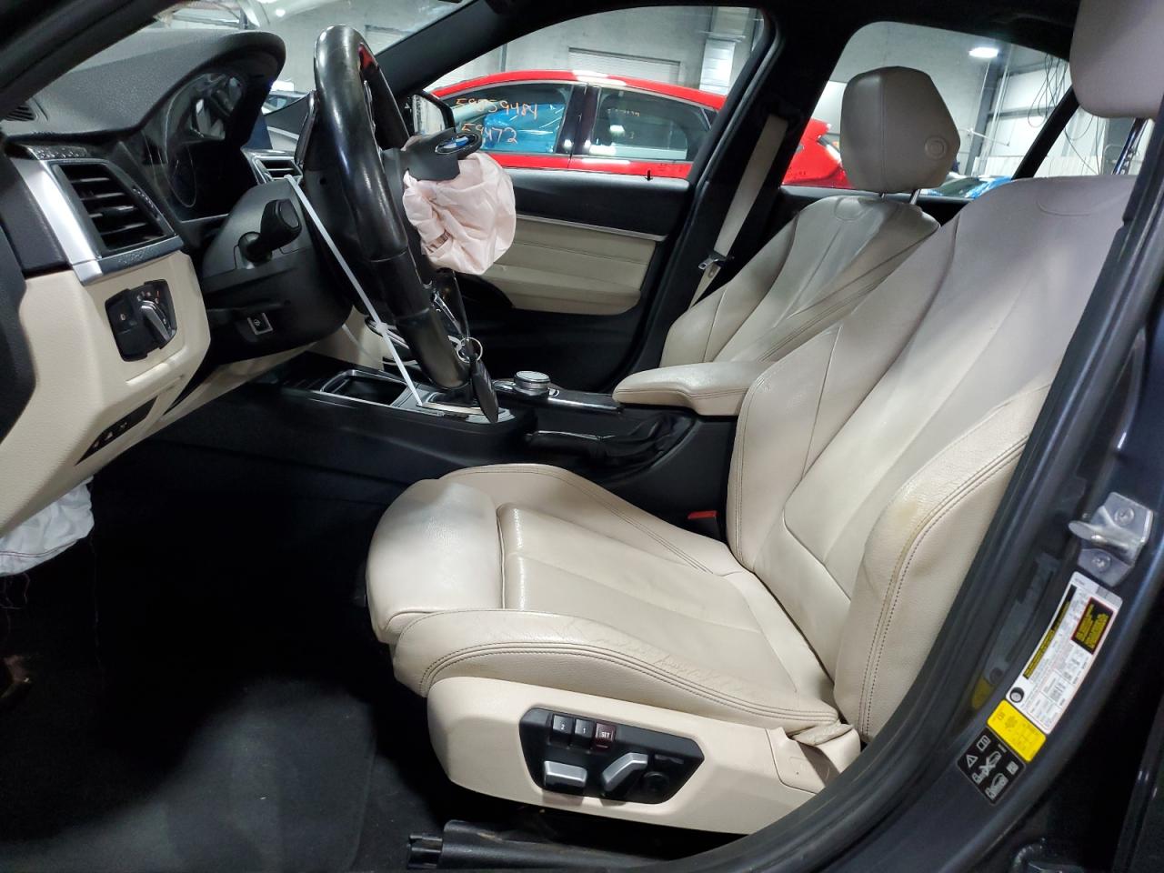 WBA8B7G37HNU94715 2017 BMW 340 Xi