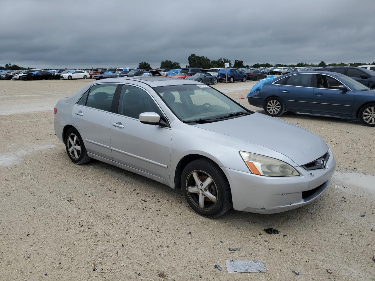 1HGCM56755A132192 2005 Honda Accord Ex