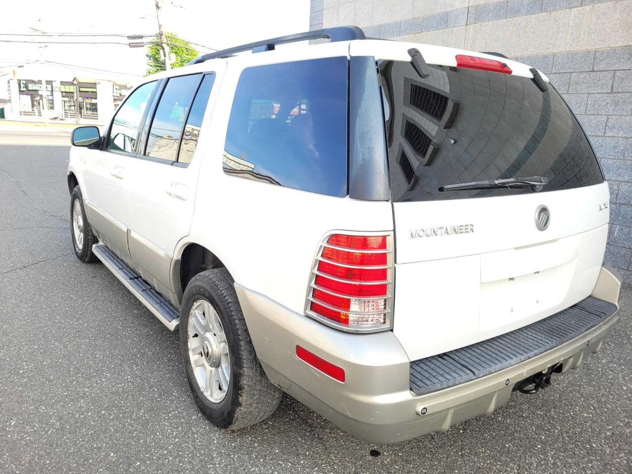 4M2DU86W23ZJ40108 2003 Mercury Mountaineer